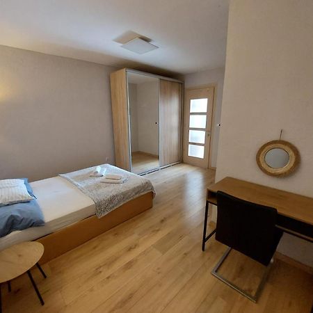 Guest House Sandra ทิสโน ห้อง รูปภาพ