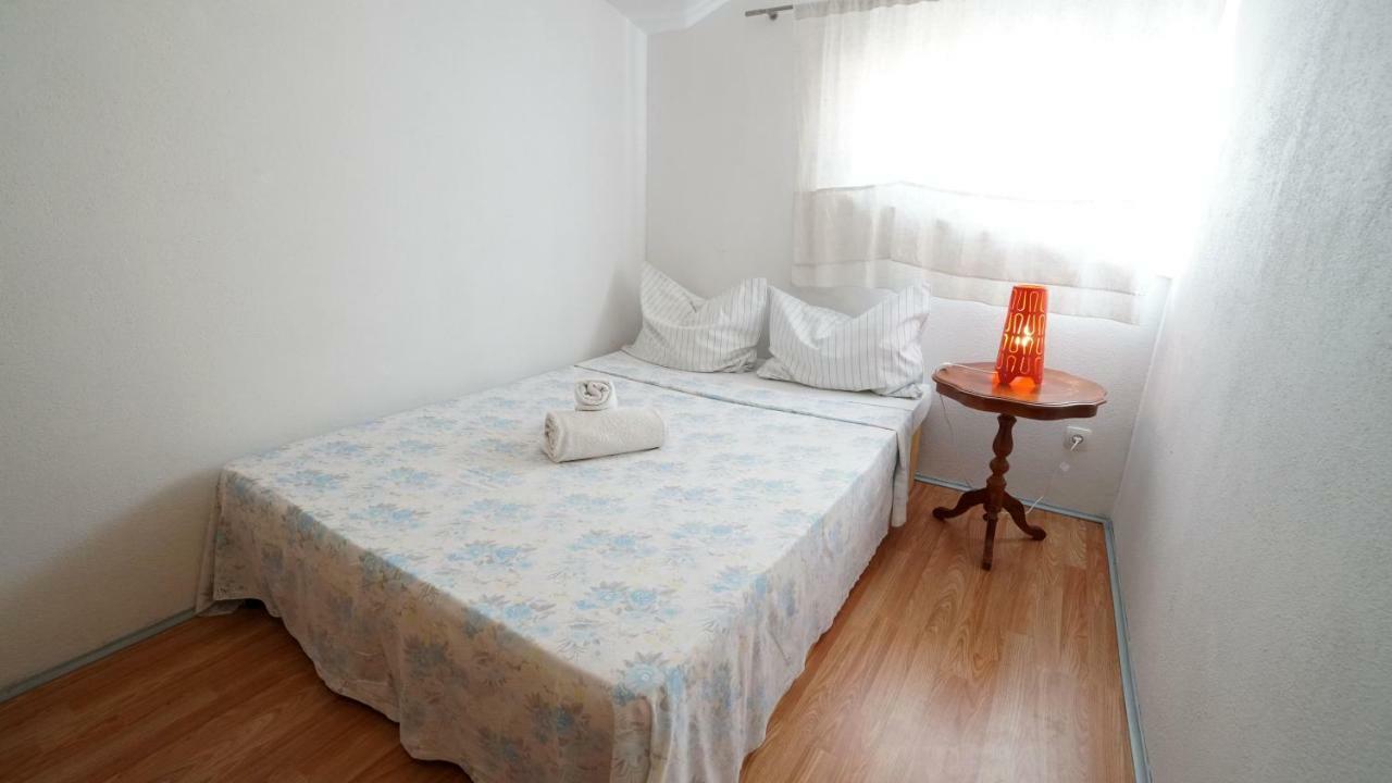 Guest House Sandra ทิสโน ภายนอก รูปภาพ