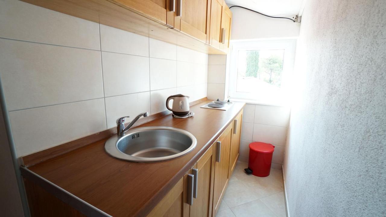 Guest House Sandra ทิสโน ภายนอก รูปภาพ